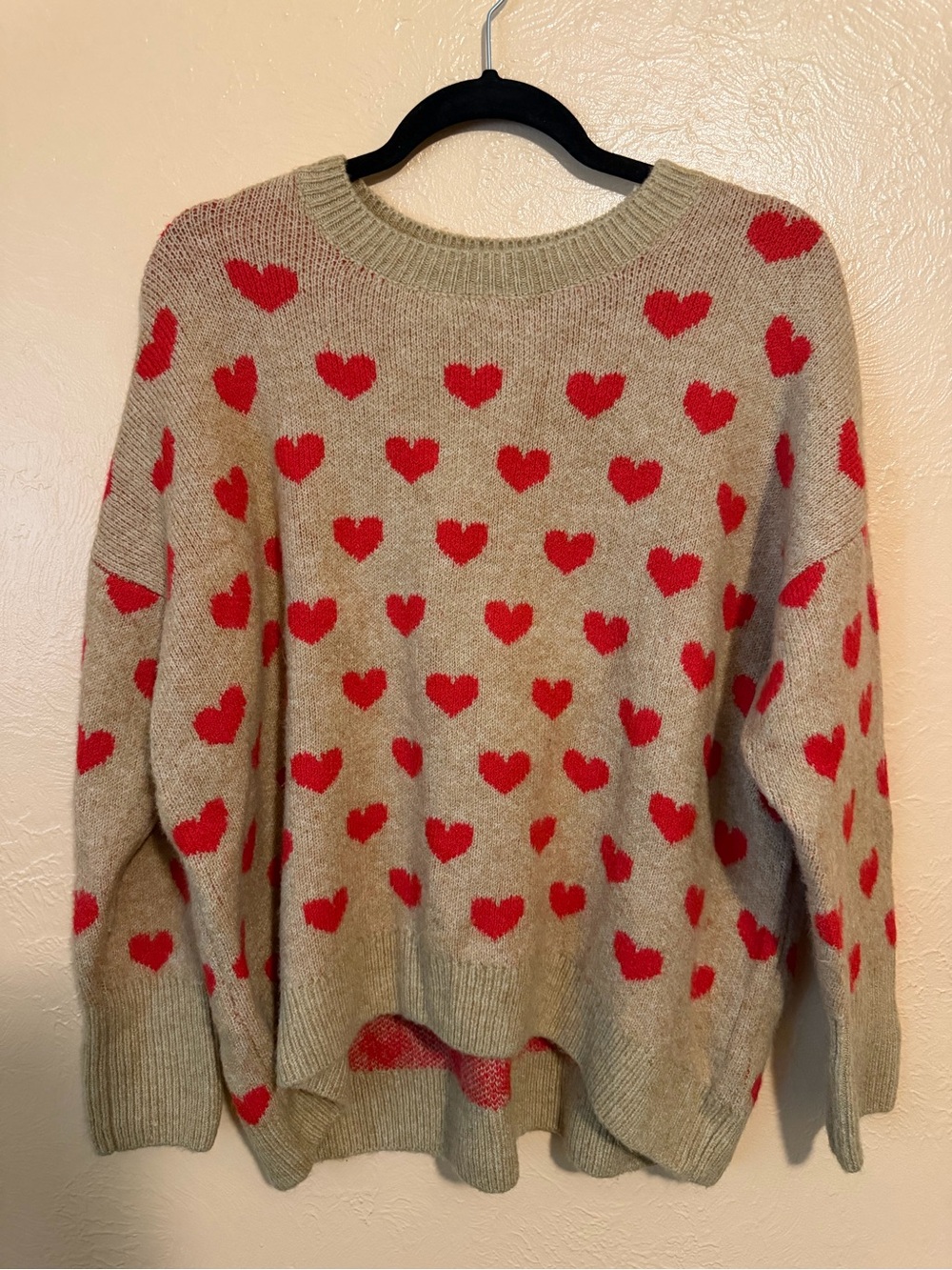 Vince Camuto Beige Crewneck Sweater with Red Heart Motif
